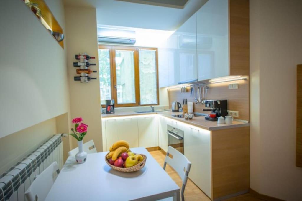 High Tech - Luxurious Apartment Sofia Eksteriør billede